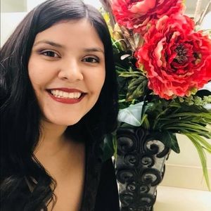 Meet your Posher, Carmen